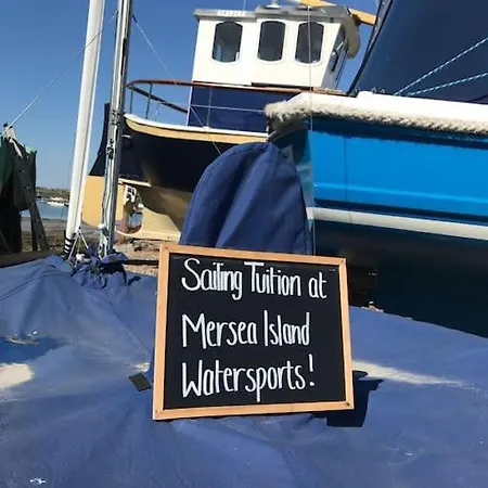 Gorgeous Comfy Cottage Walking Birdwatching Paddle Boarding And Seafood On The Doorstep West Mersea Extérieur photo