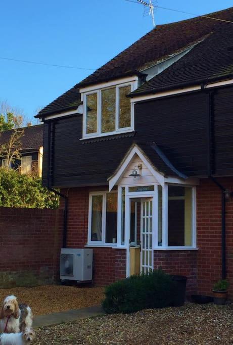 Holiday home Gorgeous Comfy Walking Birdwatching Paddle Boarding And Seafood On The Doorstep West Mersea