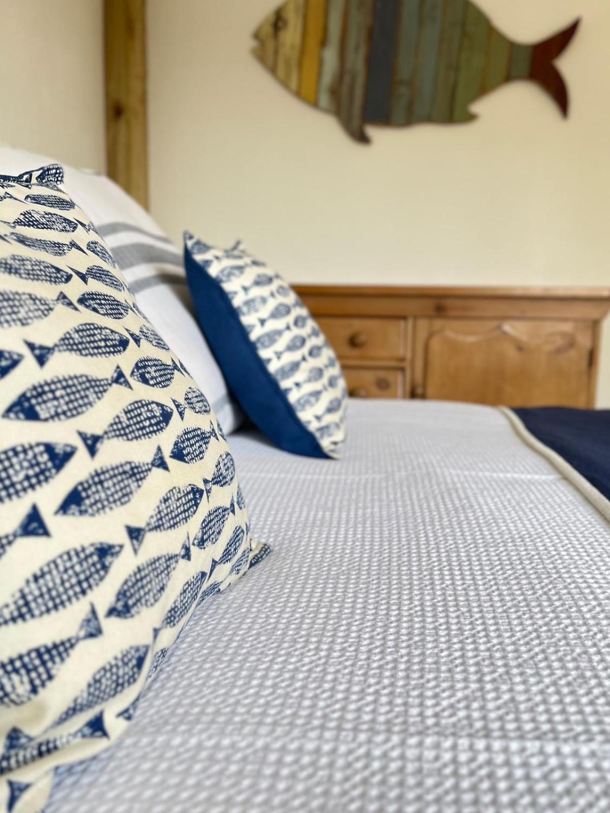 Gorgeous Comfy Walking Birdwatching Paddle Boarding And Seafood On The Doorstep Holiday home *